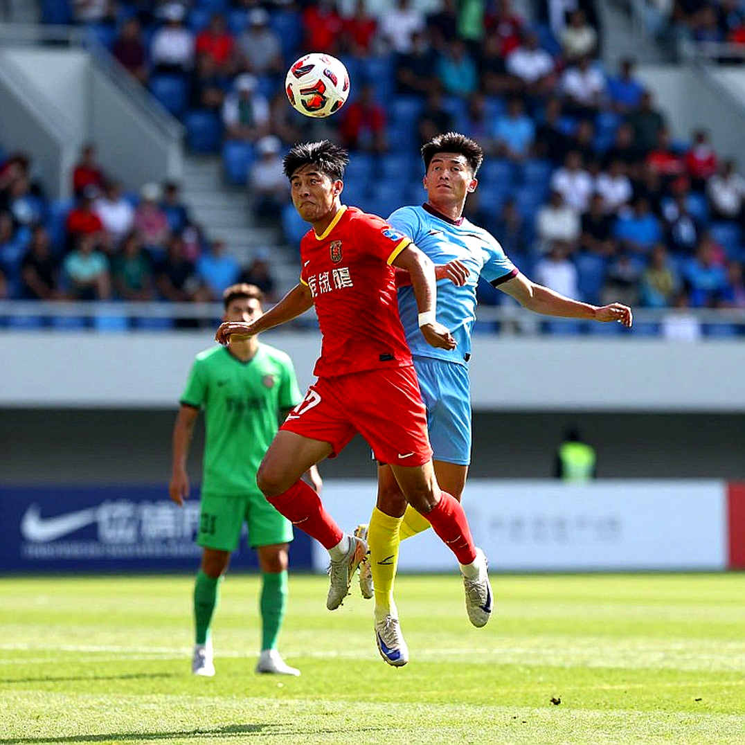 Algeria chọn bộ đôi nội địa: Canh bạc của sự kiên nhẫn hay nước đi của sự tuyệt vọng?