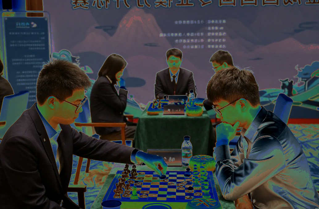 Giải mã cách ChessBase bán một giải cờ vua bằng 27 ván thắng nhanh